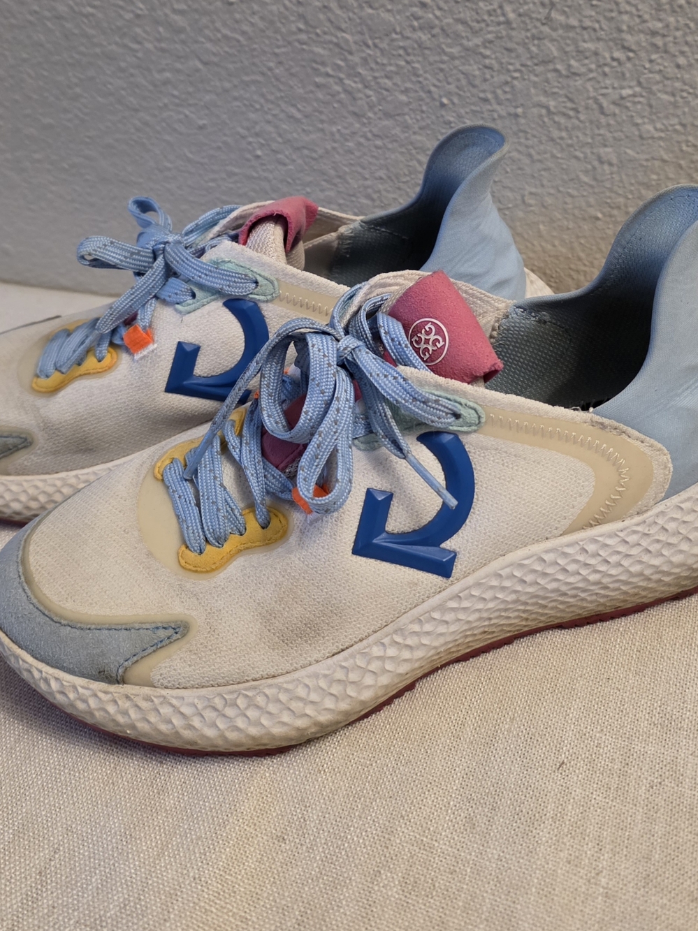 G/Fore GOLF Shoes Light Blue and White Logo Accent Sneakers